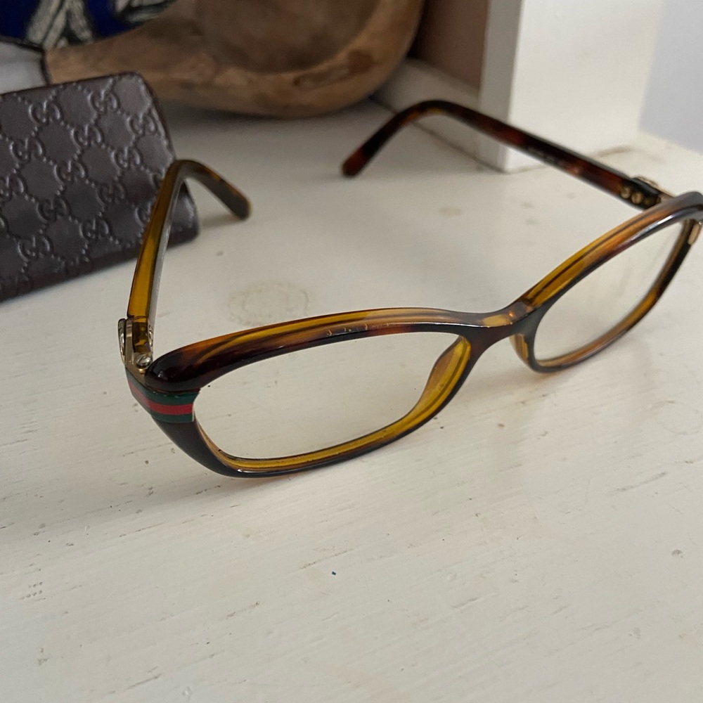 Gucci - Picture 3 of 6